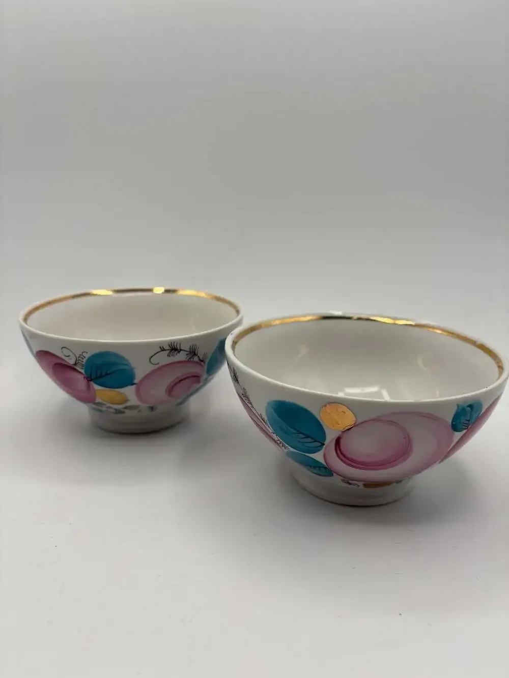 Vintage Dulevo Porcelain Hand-Painted Footed Tea Bowls Set of 2
